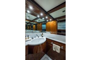 2008 Sanlorenzo SL108 for sale - photo 7