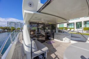 2009 Azimut 68S for sale - photo 2
