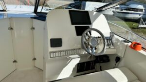 2009 Eliminator 47' Cat for sale - photo 7