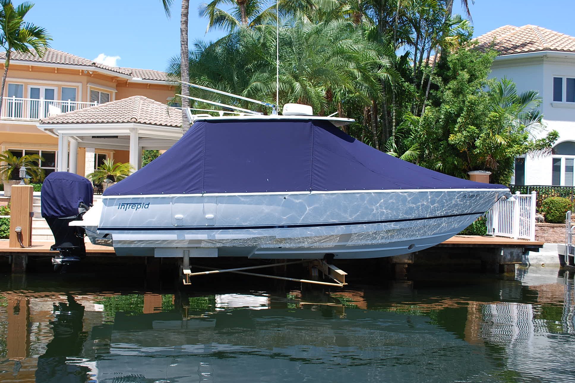 2009 Intrepid 300 Center Console for sale