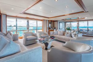 2010 Sunseeker 40 Metre Yacht for sale - photo 7