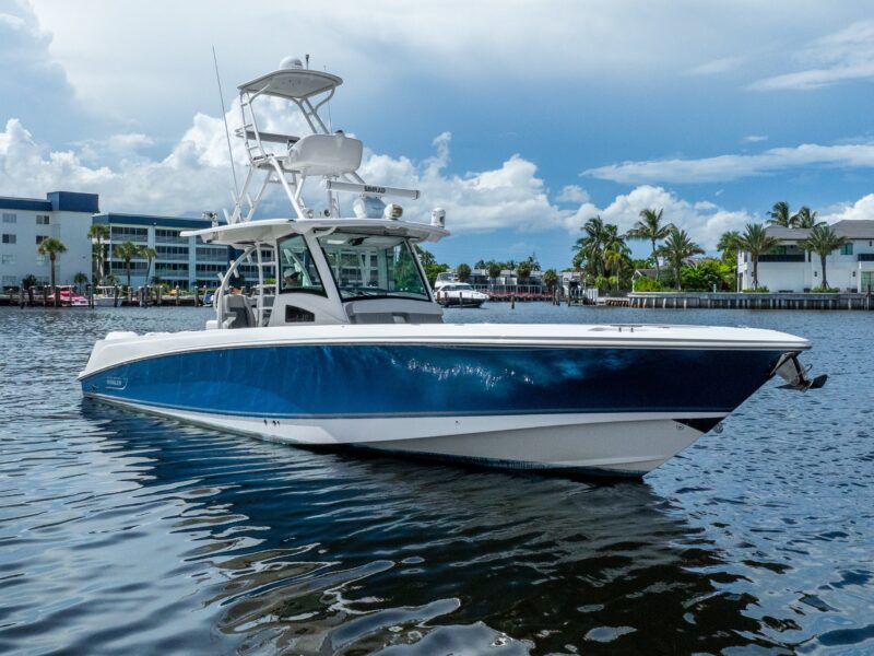 2011 Boston Whaler 370 Outrage