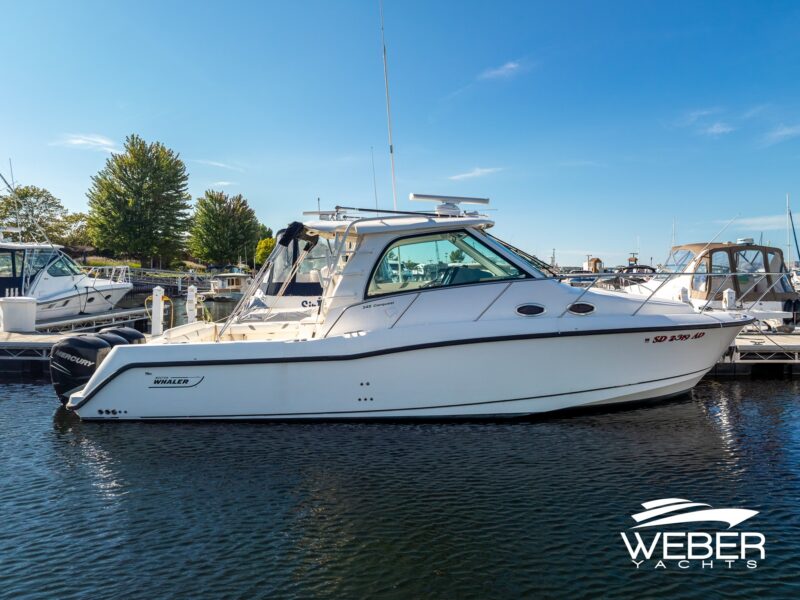 2013 Boston Whaler 345 Conquest