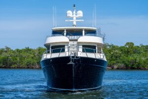 2013 Marlow Explorer Enclosed Bridge (CB) for sale - photo 3