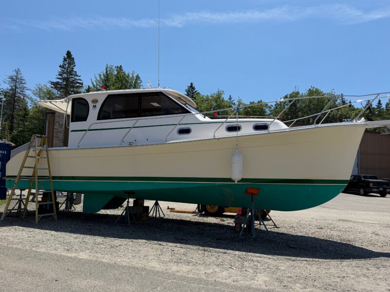 2014 Mainship M32 Pilot