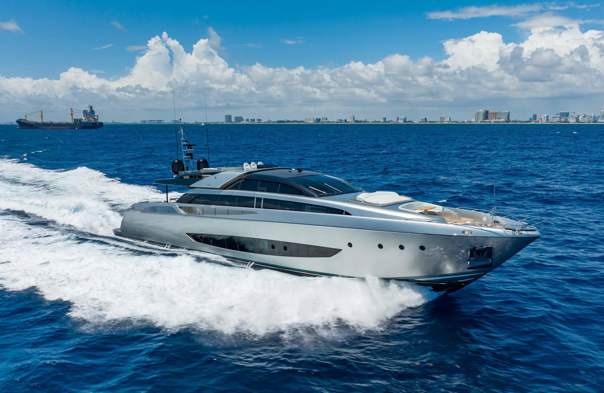 2014 Riva Mythos Motoryacht for sale