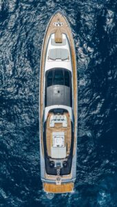 2014 Riva Mythos Motoryacht for sale - photo 3
