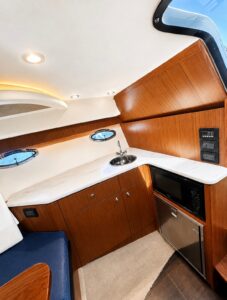 2015 Tiara Yachts 3100 Coronet for sale - photo 7
