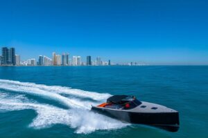 2016 VanDutch 40 for sale - photo 3