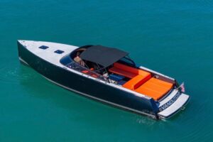2016 VanDutch 40 for sale - photo 6