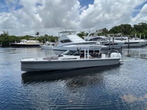2017 Axopar 37 Sun-Top for sale - photo 3