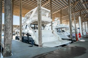 2017 Carver 52 Command Bridge for sale - photo 3
