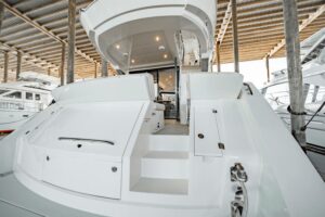 2017 Carver 52 Command Bridge for sale - photo 8