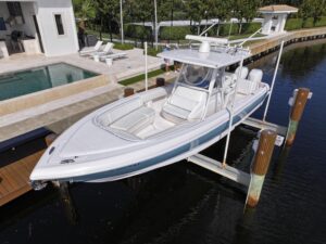 2017 Intrepid 327 for sale - photo 2