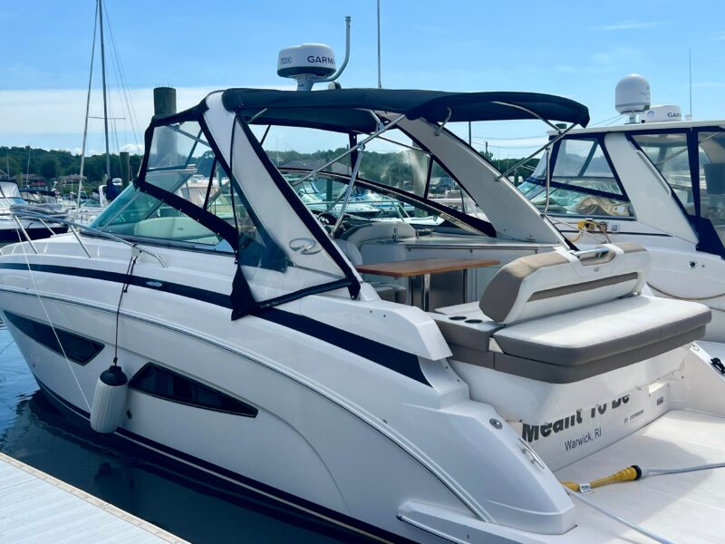 2017 Regal 33 Express