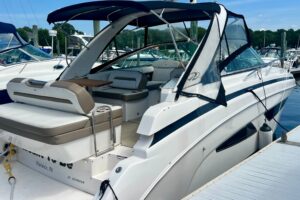 2017 Regal 33 Express for sale - photo 3