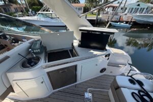 2017 Regal 33 XO for sale - photo 7