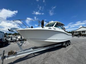 2018 Boston Whaler 315 Conquest for sale - photo 3
