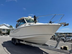 2018 Boston Whaler 315 Conquest for sale - photo 4
