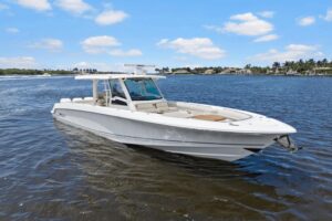 2018 Boston Whaler 380 Outrage for sale - photo 2