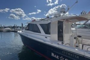 2018 Cutwater C-302 Sport Coupe for sale - photo 2