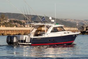 2018 Cutwater C-302 Sport Coupe for sale - photo 4