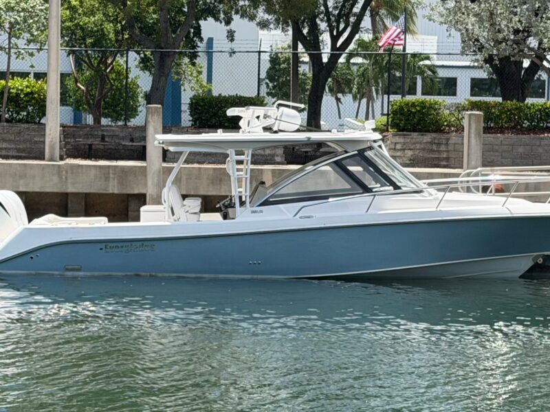 2018 Everglades 360LXC