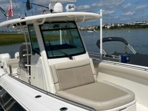 2019 Boston Whaler 330 Outrage for sale - photo 7