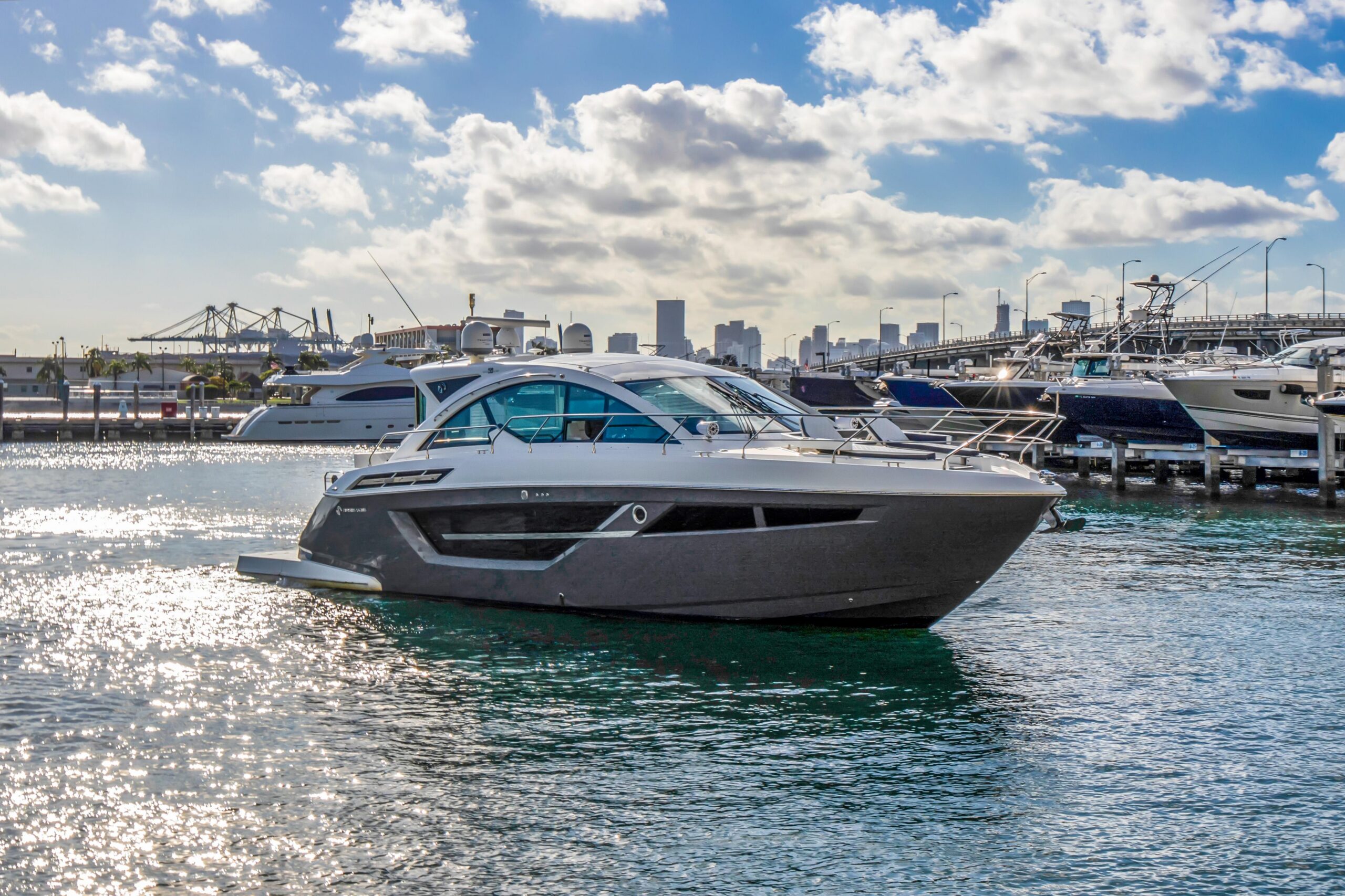 2019 Cruisers 50 Cantius for sale