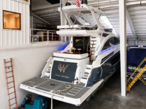 2019 Cruisers Yachts 60 Fly for sale - photo 2