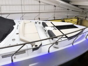 2019 Cruisers Yachts 60 Fly for sale - photo 6