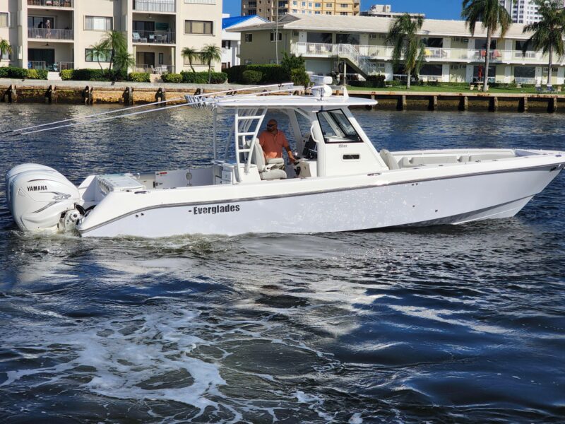 2019 Everglades 365 Center Console