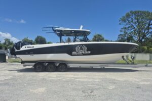 2019 Wellcraft 352 Fisherman for sale