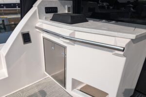 2020 Regal 38 Grande Coupe for sale - photo 8