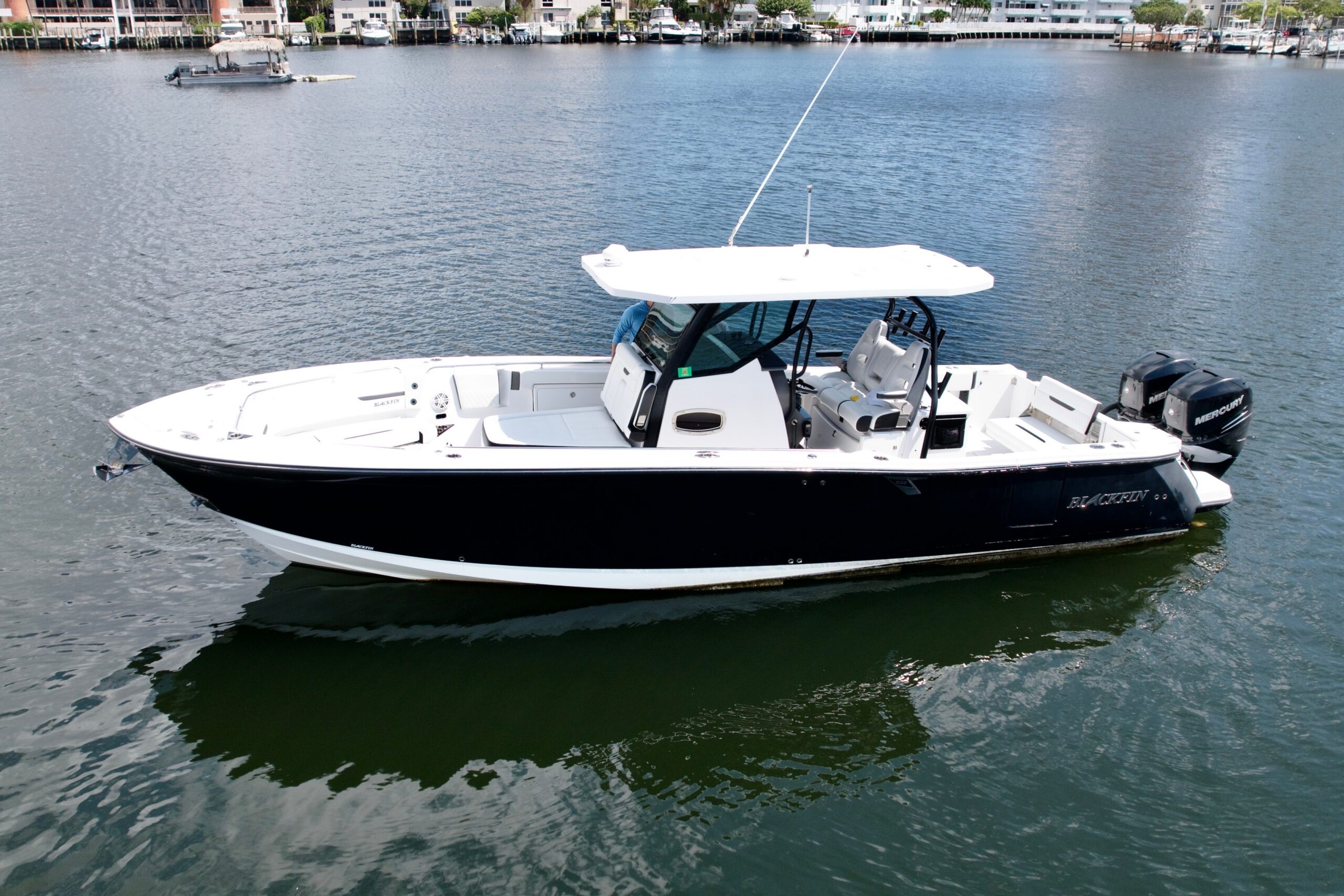 2021 Blackfin 332 CC for sale