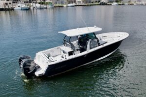 2021 Blackfin 332 CC for sale - photo 2