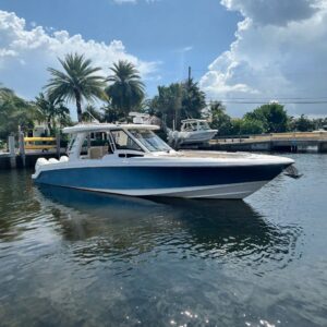 2021 Boston Whaler 350 Realm for sale - photo 2