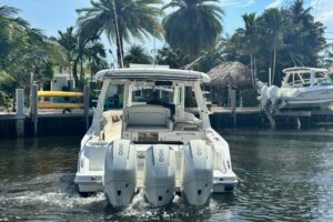 2021 Boston Whaler 350 Realm for sale - photo 3