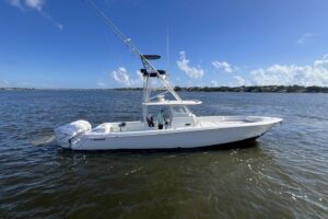 2021 Contender 44 ST for sale - photo 3