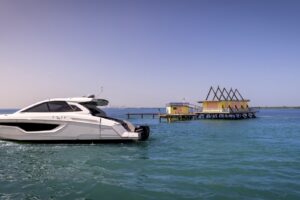 2021 Cruisers Yachts 42 GLS OB for sale - photo 4