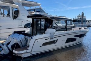 2021 Jeanneau NC Weekender 1095 for sale - photo 5