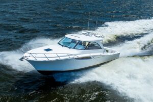 2021 Mag Bay 42 Express for sale - photo 2