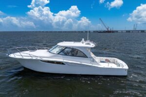 2021 Mag Bay 42 Express for sale - photo 4