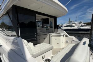 2021 Regal 36 Grande Coupe for sale - photo 7