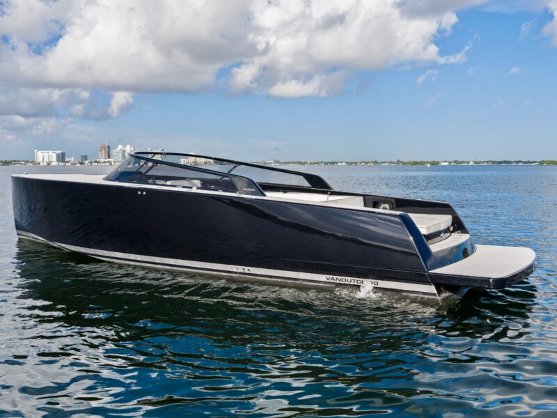 2021 VanDutch 40.2