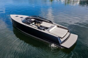 2021 VanDutch 40.2 for sale - photo 7