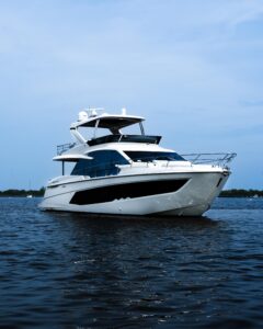2022 Absolute 62 Fly for sale - photo 2