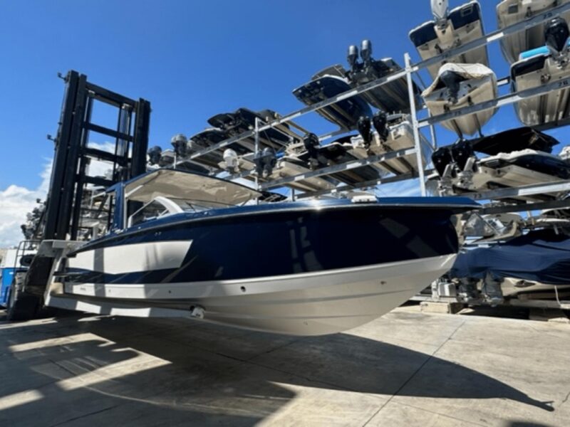2022 Aviara AV32 OB