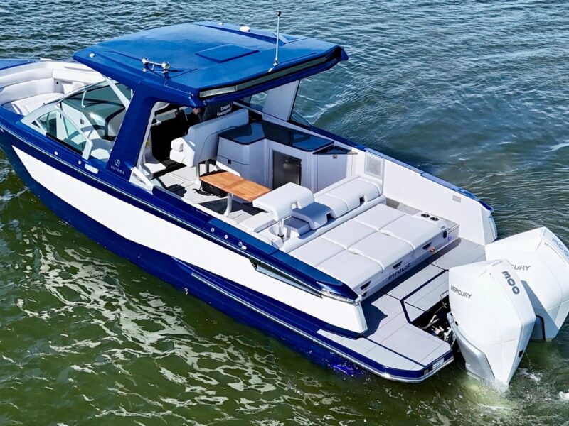 2022 Aviara AV32 OB