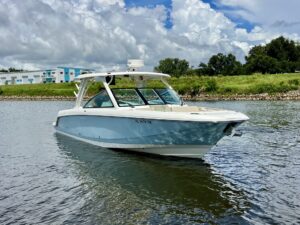 2022 Boston Whaler 320 Vantage for sale - photo 3